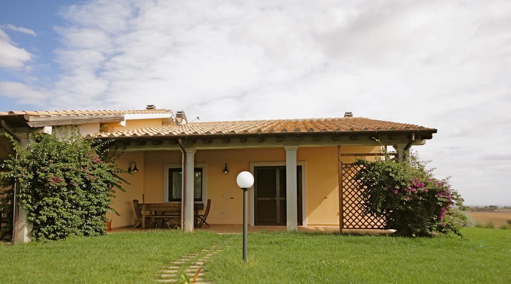 Agriturismo Colle D' Oro Пеша-Романа Номер фото