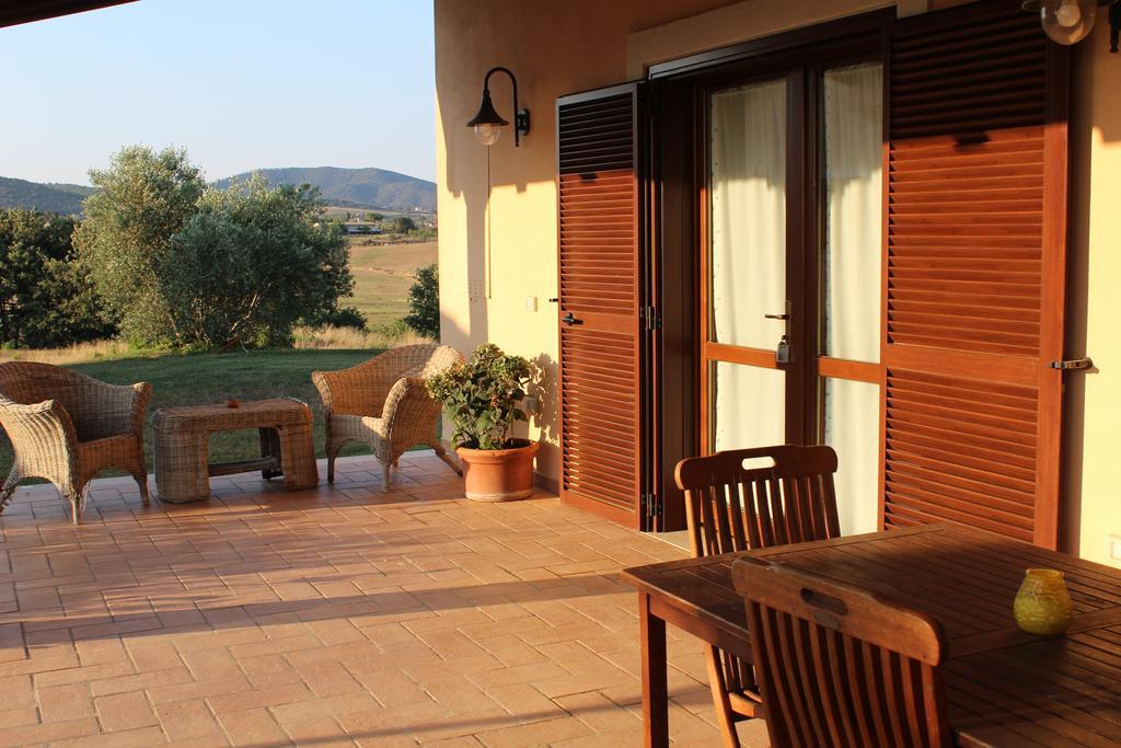Agriturismo Colle D' Oro Пеша-Романа Экстерьер фото