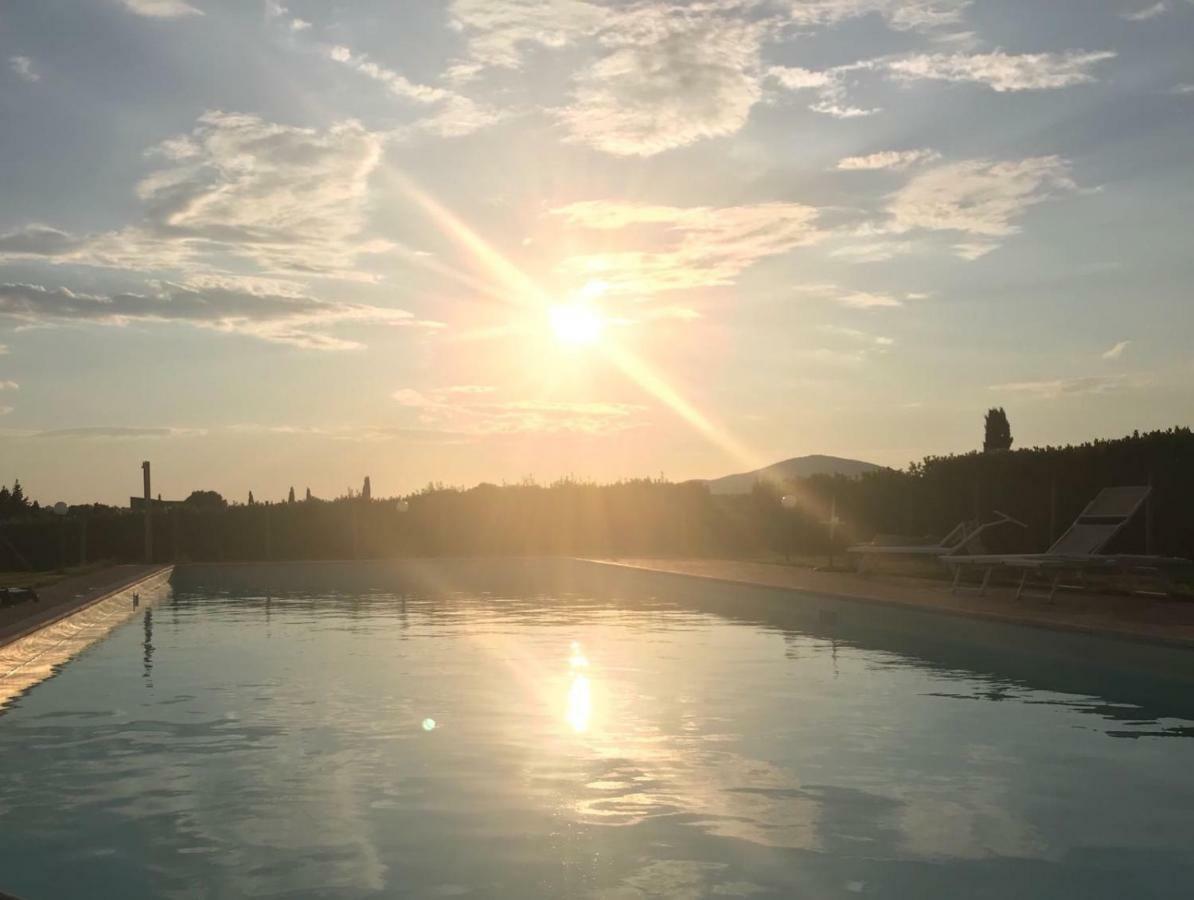 Agriturismo Colle D' Oro Пеша-Романа Экстерьер фото